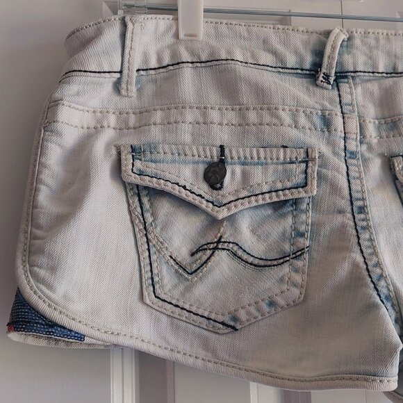 Vanilla Star by Delia's Light Denim Union Jack Shorts Juniors Size 11 - Picture 5 of 15